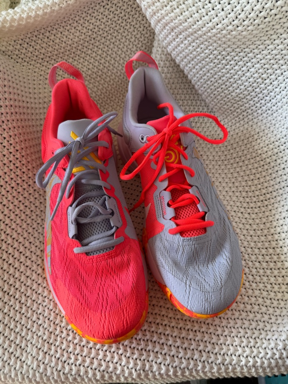 Nike Giannis Immortality 2 EP Hot Punch Mismatched